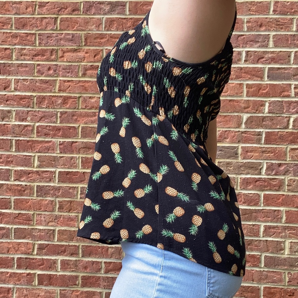 pineapple halter top 🍍